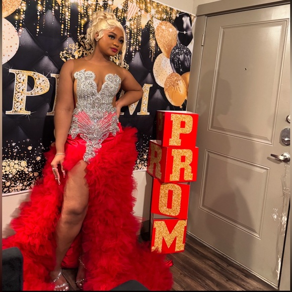 Elegant Red and Silver Prom Dress - Picture 1 of 3